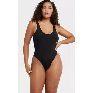 Maidenform M Women's Seamless Smoothing Bodysuit Size 3XL Black NWT